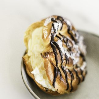 Choux Bun with Fresh Cream
