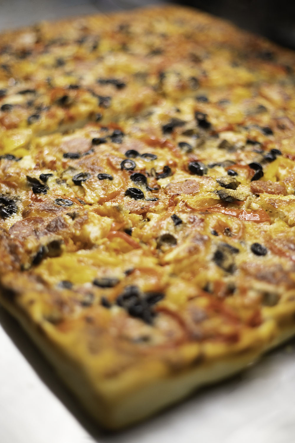 Deep pan Pizza