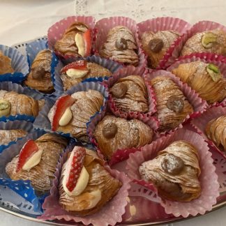 Sfogliatelle with Chocolate cream