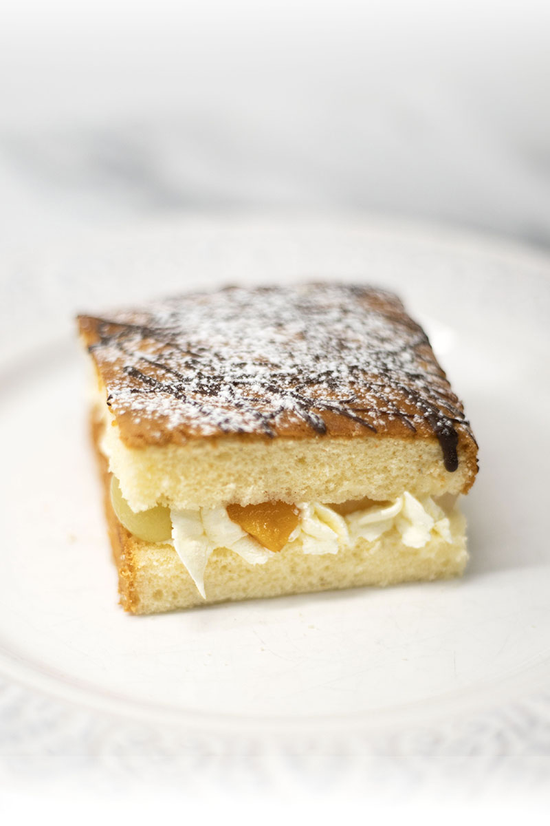 Eggless Fresh cream and Fruit Slices